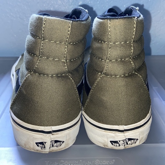 Vans - Picture 6 of 6